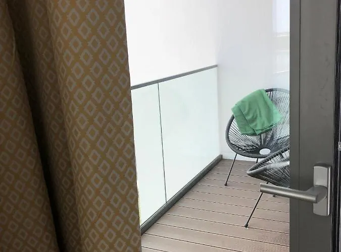 Unique 106 גדינייה